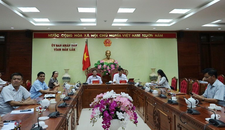 Huy động sự tham gia của người dân, xã hội đóng góp xây dựng bộ máy hành chính